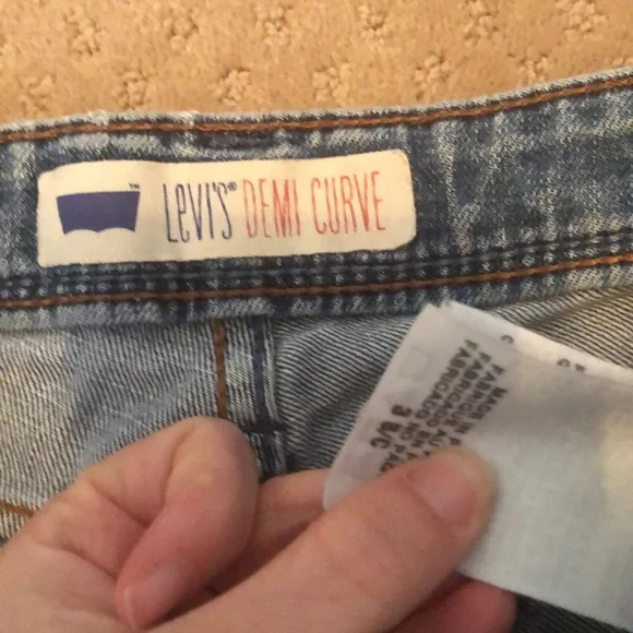 Levis Demi Curve Jeans - Picture 5 of 5